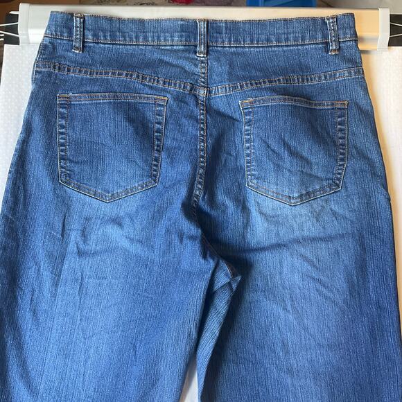 Avenue Blues Women Jeans size 18 Blue Mid Rise Stretch Straight Leg - Picture 10 of 11